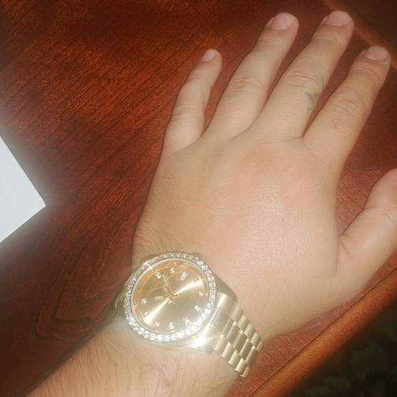 Watch - Picture 5 of 5